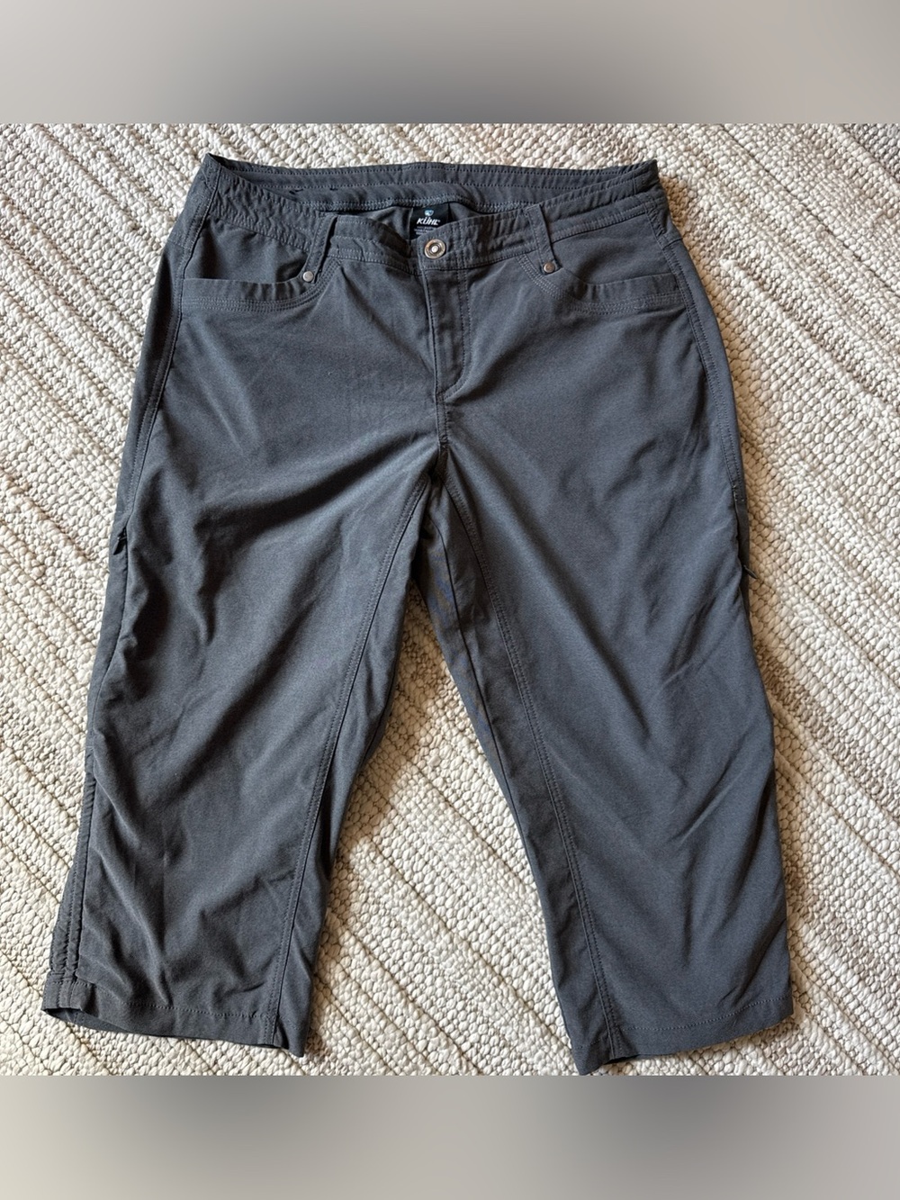 Kuhl Women's Size 6 Gray Nylon Straight Leg Trekr Capri Outerwear Pants Hiking